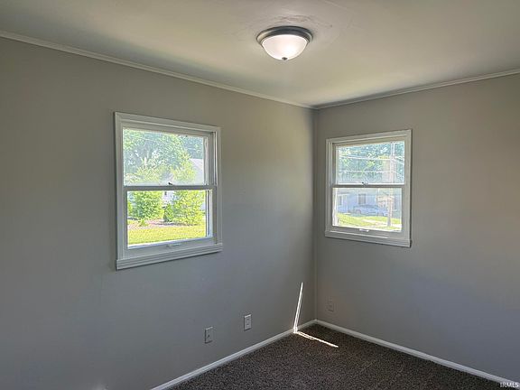 5th image of 3730 Logan Ave