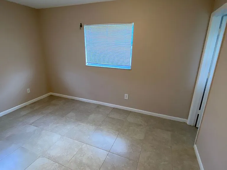 2656 Navajo Ave — Photo 7
