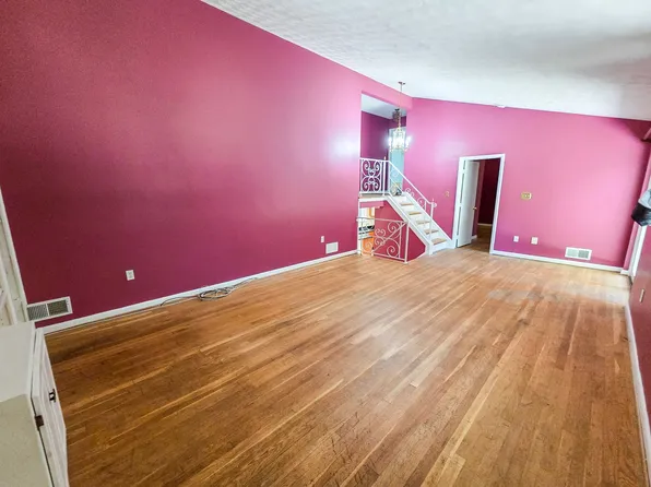 305 Hillsboro Dr, Silver Spring, MD 20902