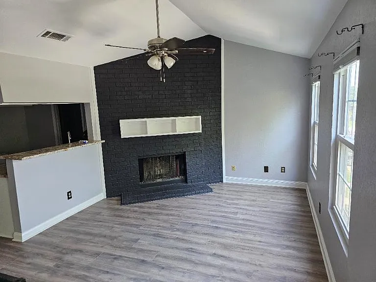 2500 E Park Blvd #-2 — Photo 2