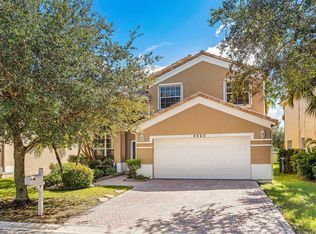8520 NW 46th Dr, Pompano Beach, FL 33067