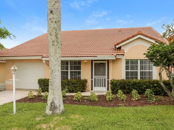 11117 Lakeaire Cir