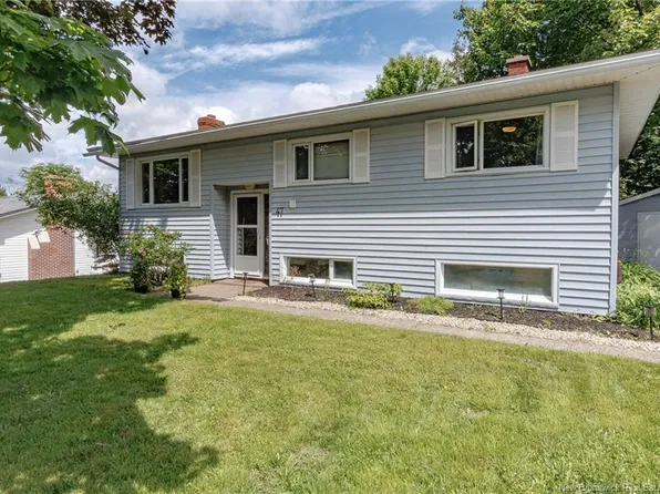 47 Morley Cres, Saint John, NB E2J 2X5