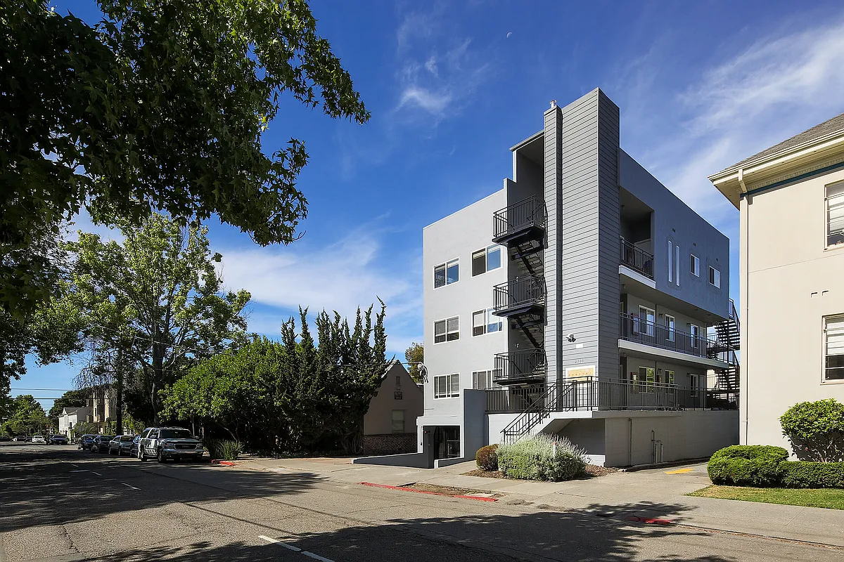 Building Photo - 2360 Ellsworth St