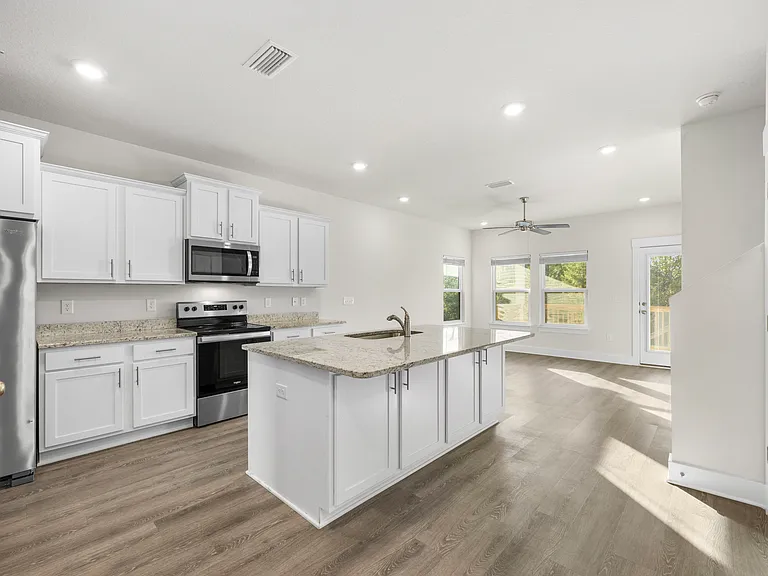 7912 Sweet Retreat Ln — Photo 5