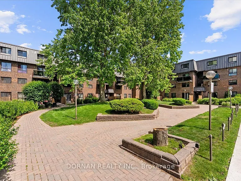 53 Taunton Rd E #86 — Photo 6