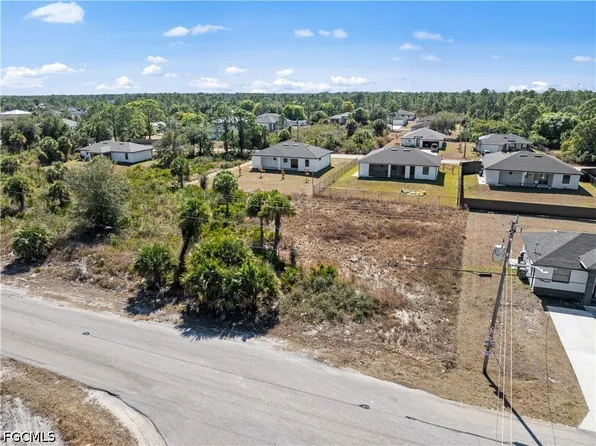 3225 59th St W, Lehigh Acres, FL 33971
