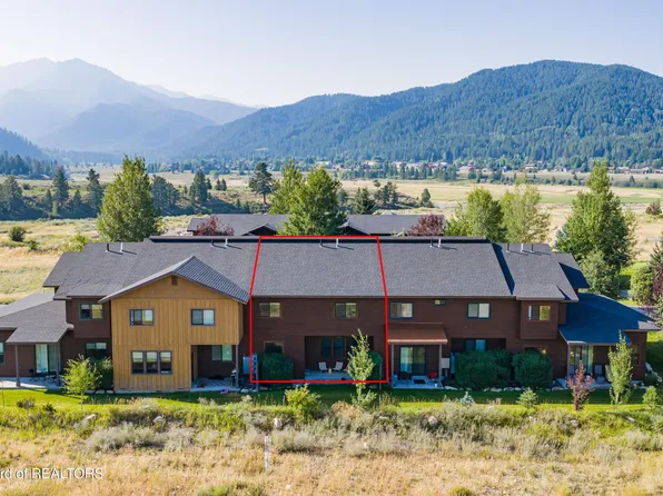 61 Blue Wing Ln Unit C, Alpine, WY 83128