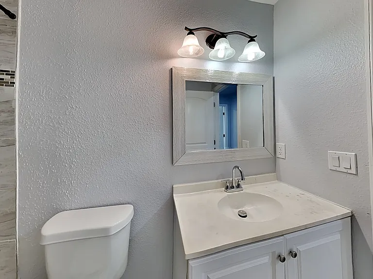 3979 Versailles Dr — Photo 13
