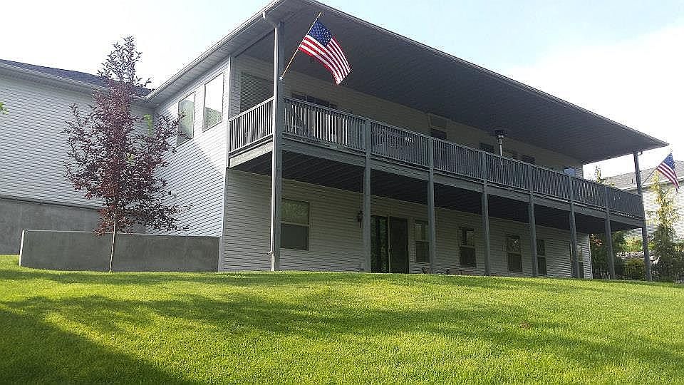 2nd image of 1624 Surprise Valley Rd