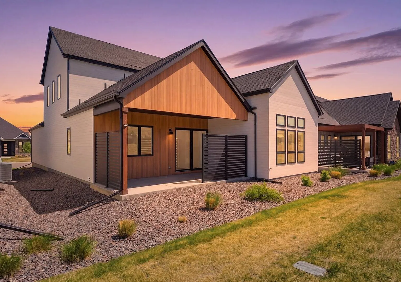 Luxury Living Meets Low-Maintenance Colorado Lifestyle — Photo 4