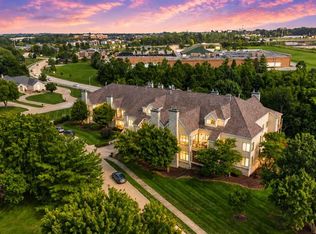 1608 Lake Knoll Dr #1A, Lake Saint Louis, MO 63367