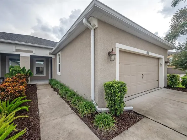 10320 Planer Picket Dr, Riverview, FL 33569