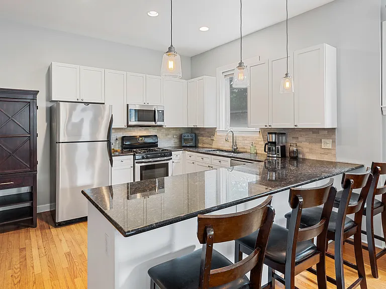 1801 N Kedzie Ave #101 — Photo 5