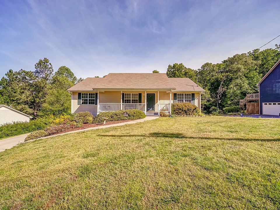 1st image of 33 Etowah Ln