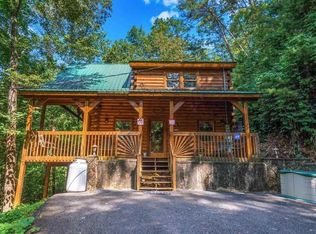 1119 Pine Mountain Rd, Sevierville, TN 37862
