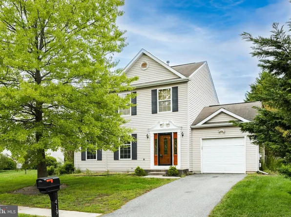 419 S Barrington Ct, Newark, DE 19702