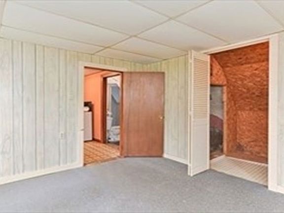 Additional Living Room