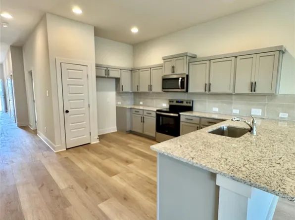 100 Zayd Ct #A, Jarrell, TX 76537