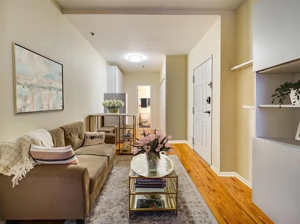 217 Bloomfield St APT 101, Hoboken, NJ 07030