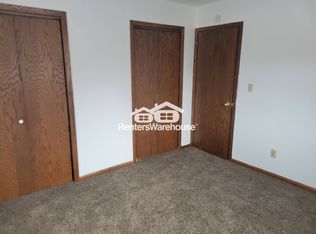 1711 Northway Dr APT 6, Mankato, MN 56003