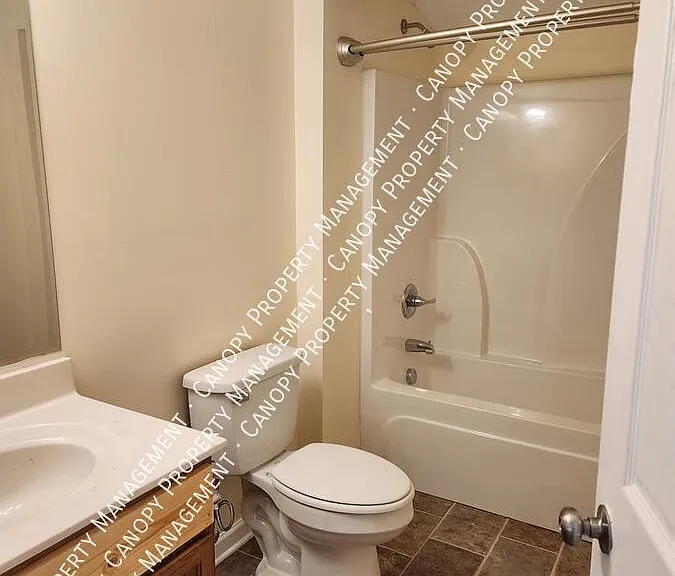 443 Hawkins Ave — Photo 9