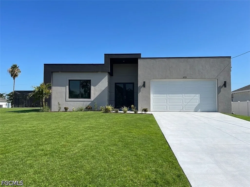 4 bed, 3.0 bath, 1905 sqft, $2,200 — Photo 2