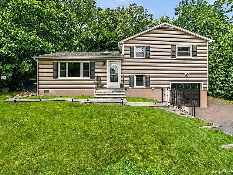 15 Ridge Rd