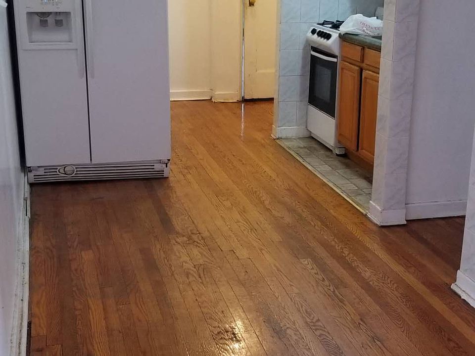 1st image of 14441 Sanford Ave APT 5E