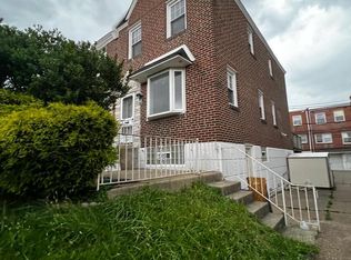 6624 Cottage St, Philadelphia, PA 19135