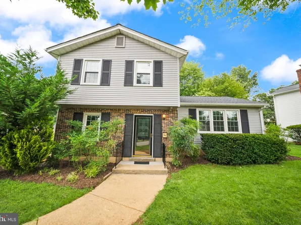 8212 Macbeth St, Manassas, VA 20110