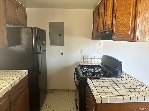 4th image of 1123 W Sierra Madre Ave APT 1