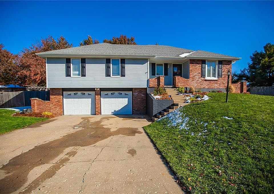1st image of 405 Meadowcrest Ct