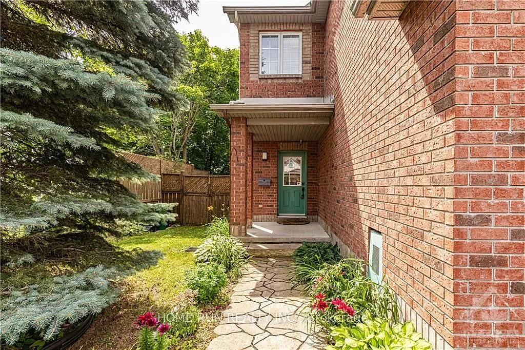 3 bed, $3,200 — Photo 2