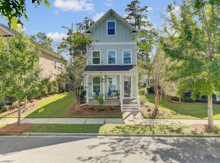 102 Green Grass Rd, Summerville, SC 29483