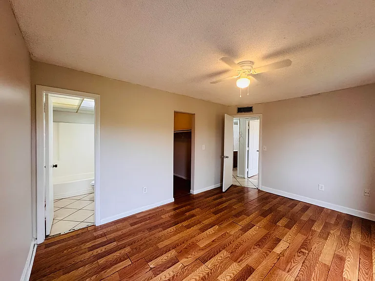 2800 NW 56th Ave #G407 — Photo 13