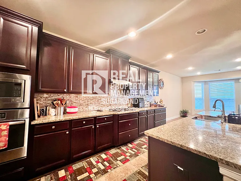 18607 Pelham Grove Ln — Photo 6