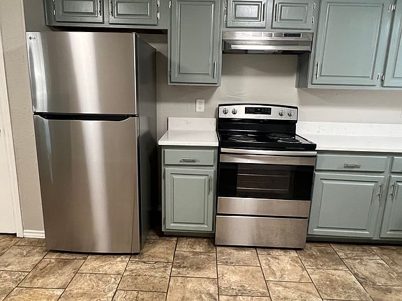 4th image of 2302 Pueblo Dr