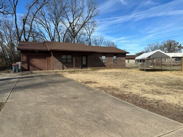 304 Connie Ln, Lavaca, AR 72941