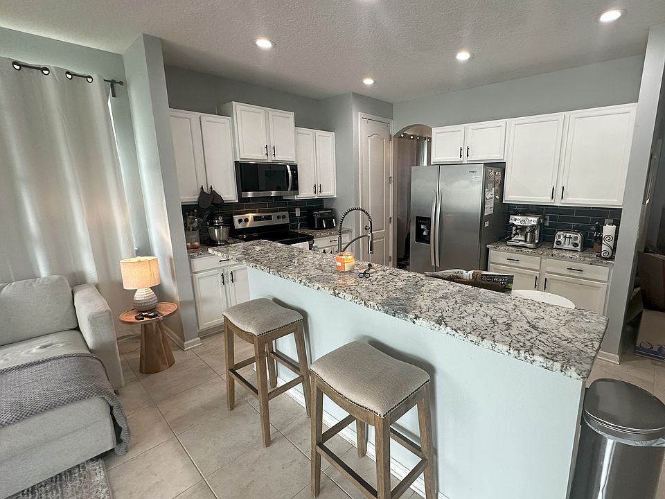 1st image of 1538 Carpathian Dr