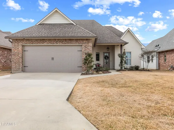 308 Easy Rock Landing Dr, Broussard, LA 70518