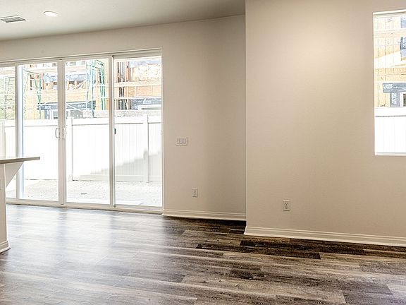Prism Homesite 21 Sliders