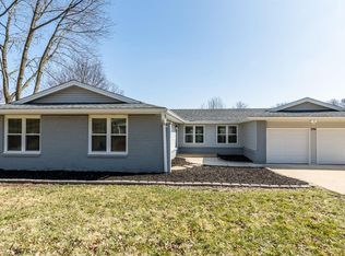 208 Spooners Mill Dr, Ballwin, MO