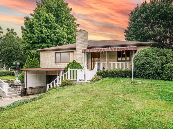 61 Forest Grove Rd, Coraopolis, PA 15108
