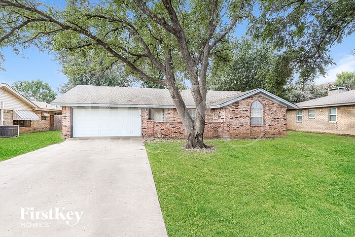 1st image of 110 Old Mill Cir