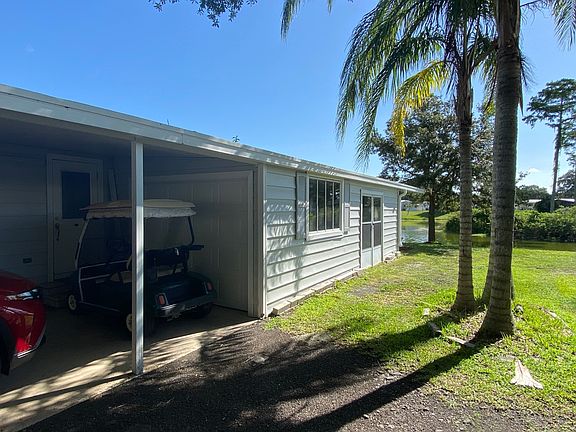 2nd image of 16818 Silver Shores Ln