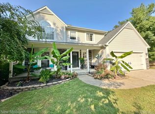 7492 Majestic Woods Dr, Linden, MI