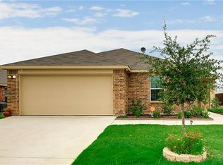 401 Plum Dr, Nevada, TX 75173