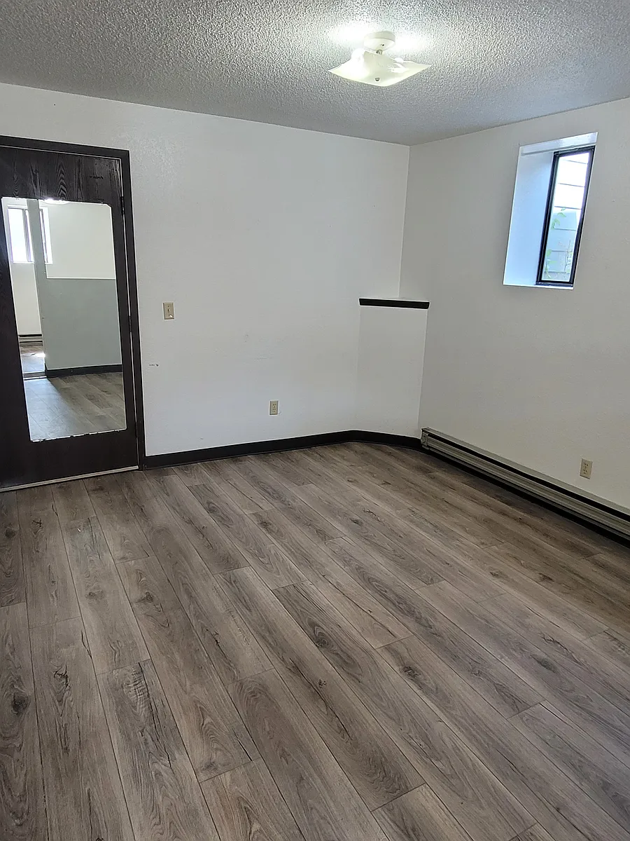Building Photo - 1048 N 23rd St #2