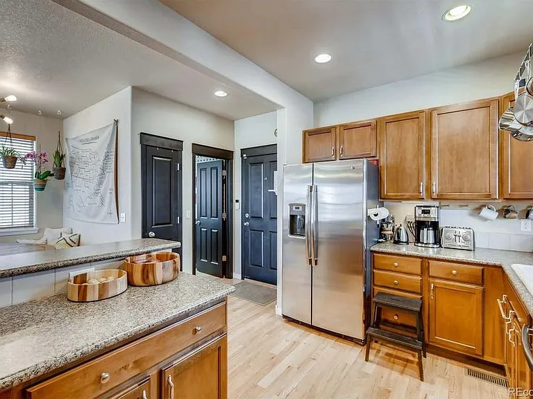 3211 Florence Way — Photo 12